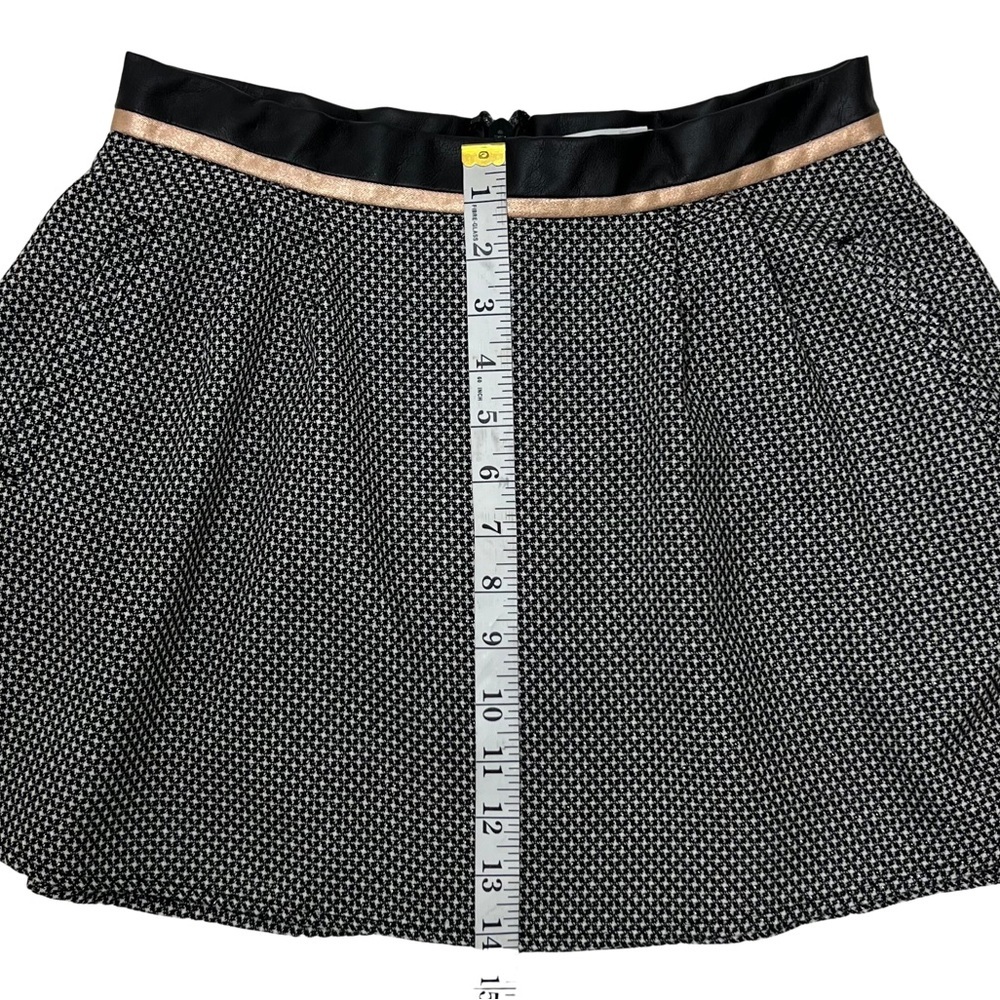 BCBGeneration Mini Skirt Faux Leather Trim Black White Rose Gold 2 QUT3E338 - Picture 11 of 14